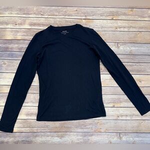 Vince Essential Long Sleeve Crew Neck T-Shirt black XS